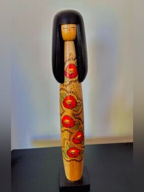 Vintage Kokeshi Vintage with camellias made by Master Kazuo Takamizawa Japan